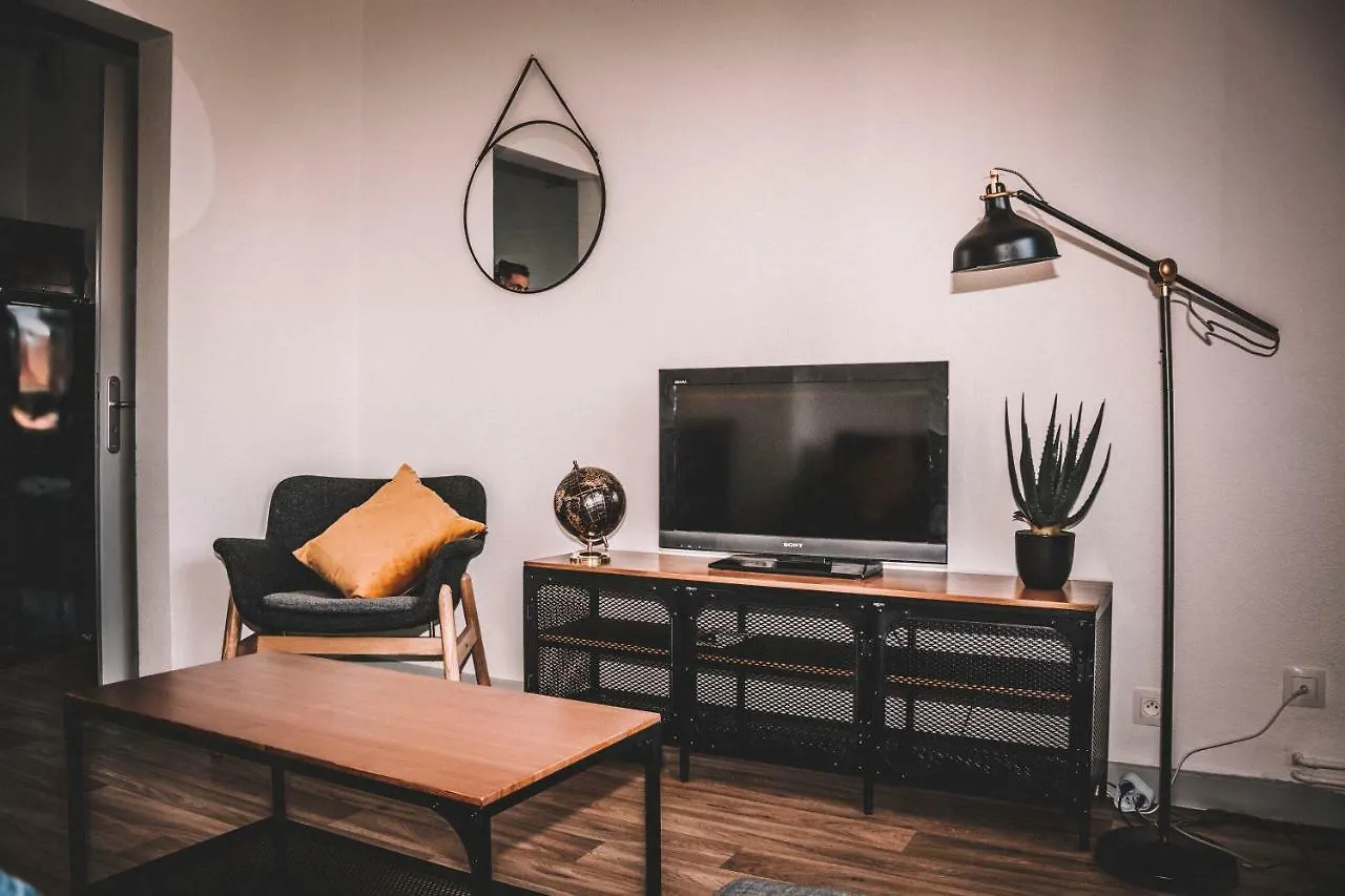 Le Palazzo - Appartement Avec Parking Privatif Annecy 0*,  France